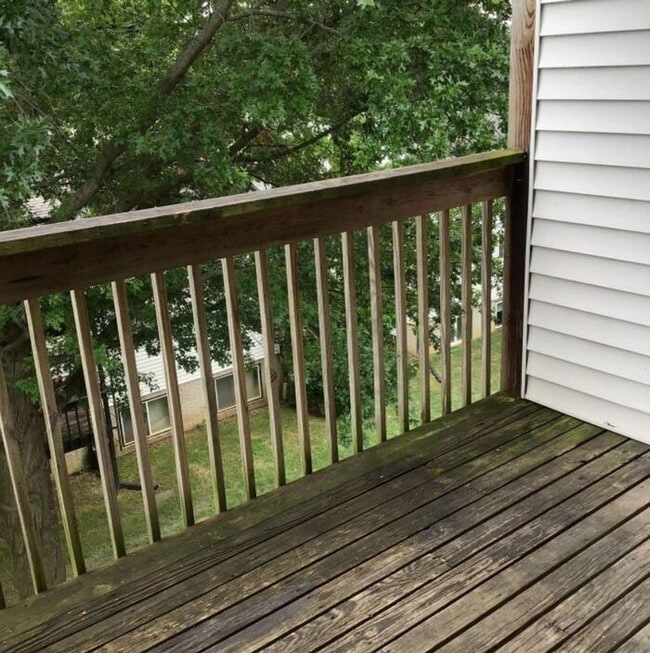 Building Photo - $1,100 | 2 Bedroom, 1 Bathroom CONDO | CAT...