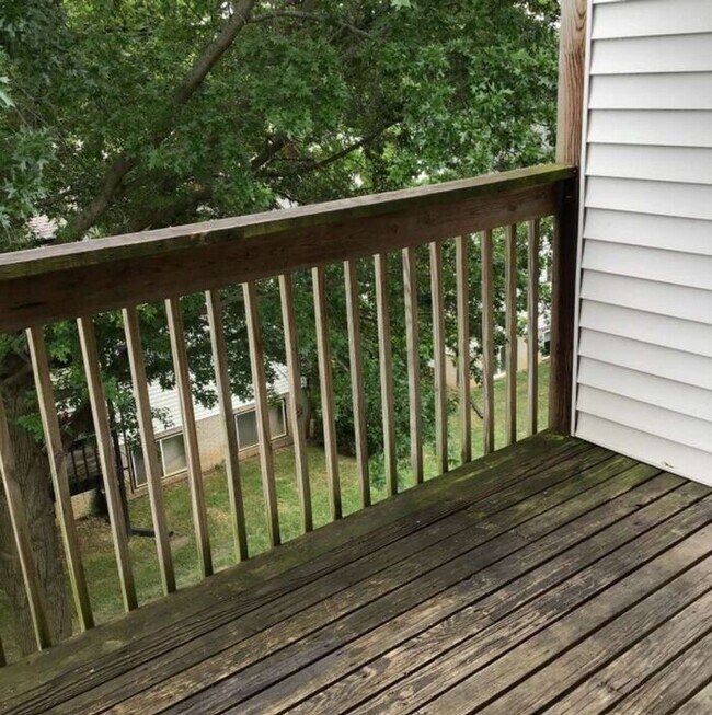 Building Photo - $1,150 | 2 Bedroom, 1 Bathroom CONDO | CAT Friendly* | Available for August 1st, 2026 Move In!