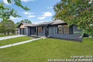 Building Photo - 4407 Bikini Dr
