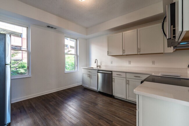 Building Photo - 4415 Garwood Way
