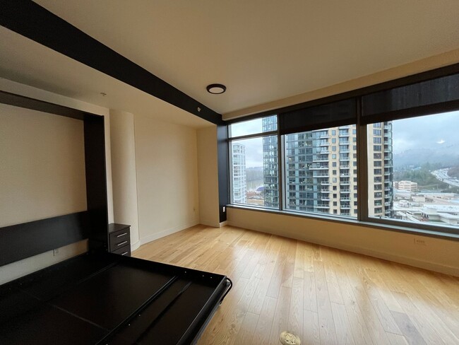 Building Photo - Beautiful Studio W/ View - The John Ross B...