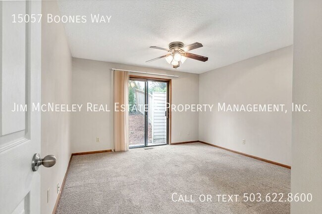Building Photo - Great quiet L.O. Location!  3 bed/ 2 bath ...