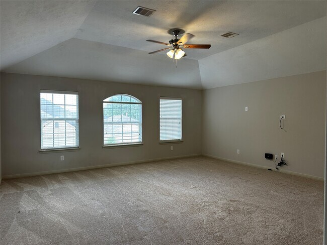 Building Photo - 25110 Ginger Ranch Dr