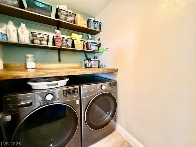 Building Photo - 10241 Gibson Isle Dr