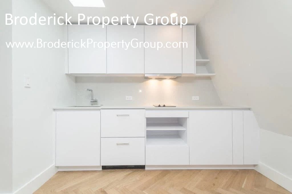 Building Photo - 468 Massachusetts Ave