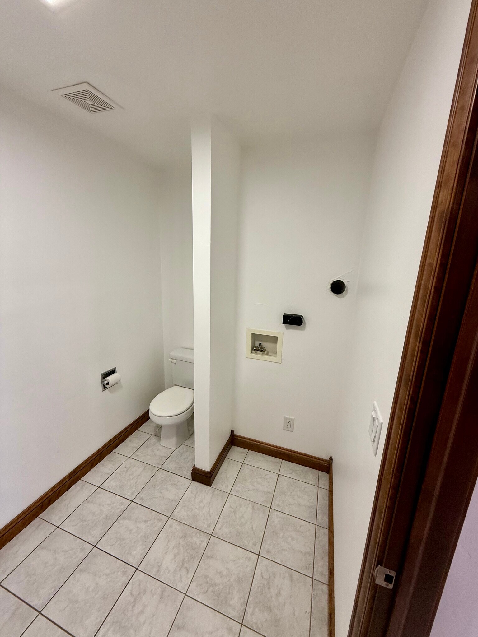 Building Photo - 707 Edge Point Ct