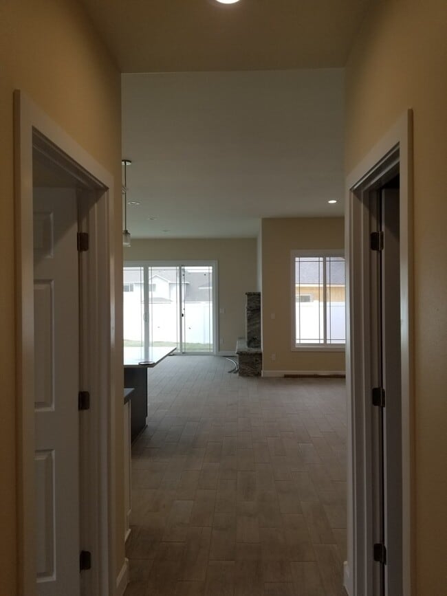 Building Photo - Occupied, do not disturb tenants. West Valley 3 bedroom 2.5 bath plus an office,  custom built re...