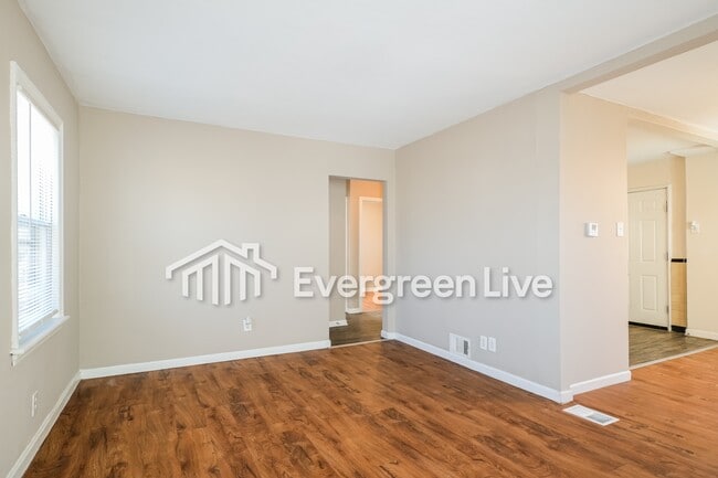 Building Photo - 1919 Clare Ct