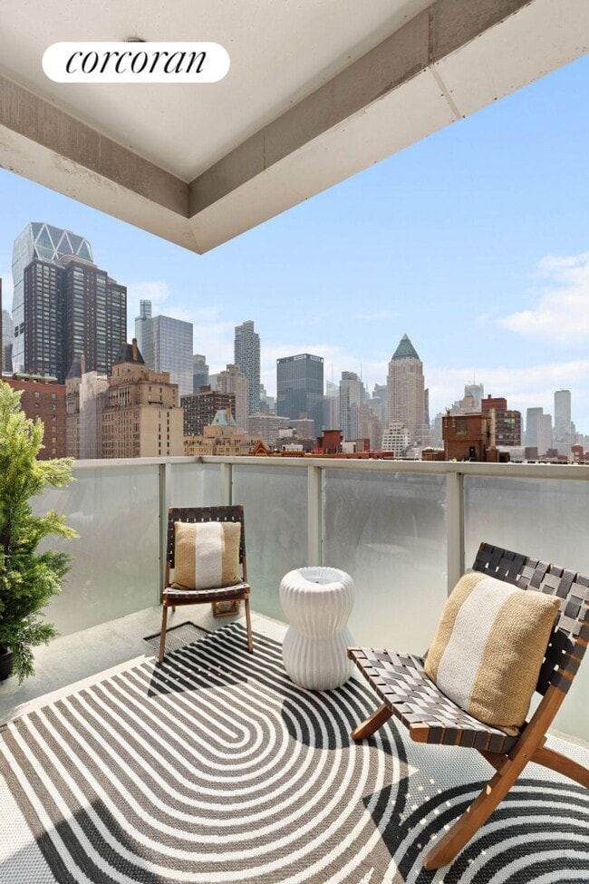 Building Photo - 426 W 58th St