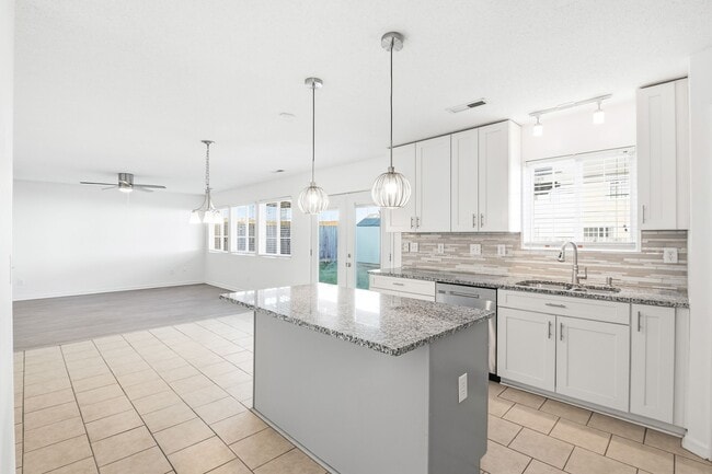 Building Photo - 3615 Marksbury Dr