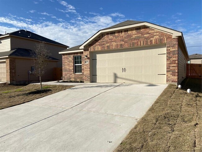 Building Photo - 401 Hyacinth Way