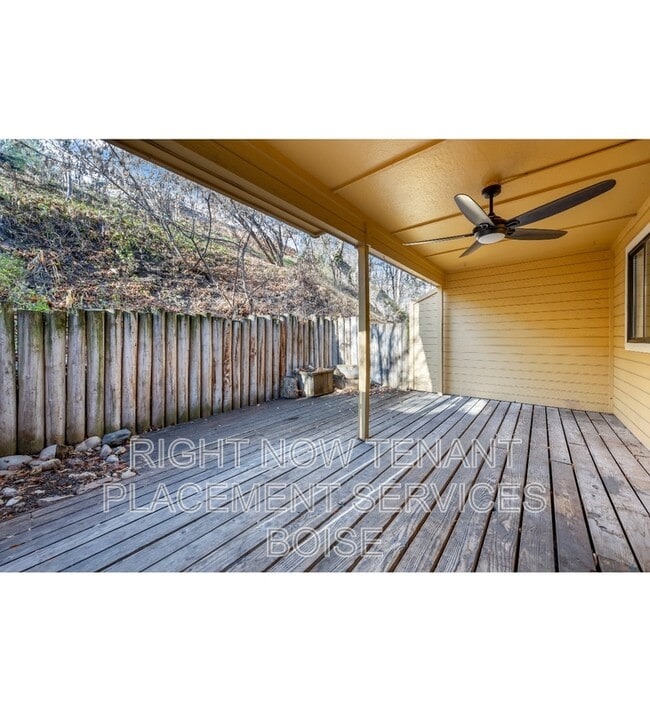 Building Photo - 1760 Woodbridge Ln