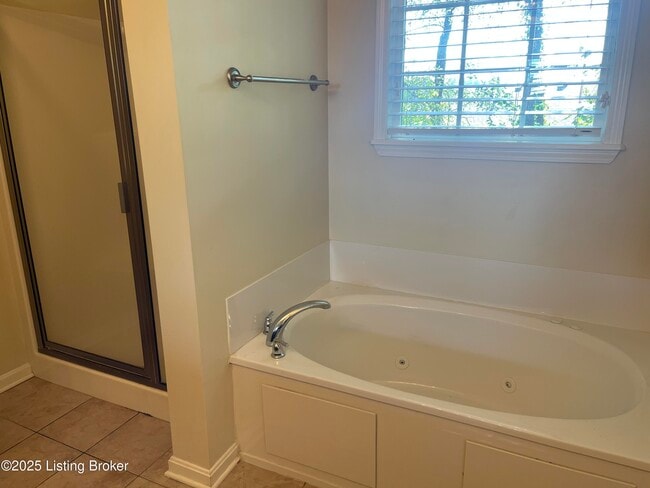 Building Photo - 4000 Emerald Spring Pl