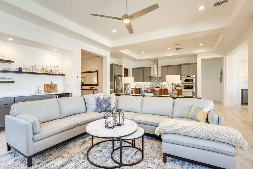 Building Photo - 16456 W Monterey Way