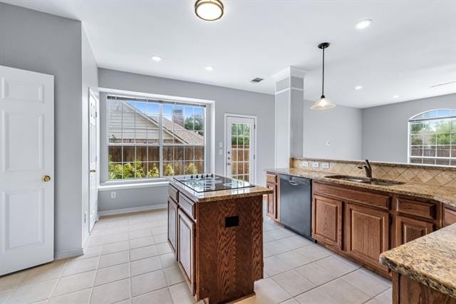 Building Photo - 1404 Honey Locust Dr