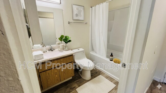 Building Photo - 10075 Tujunga Canyon Blvd