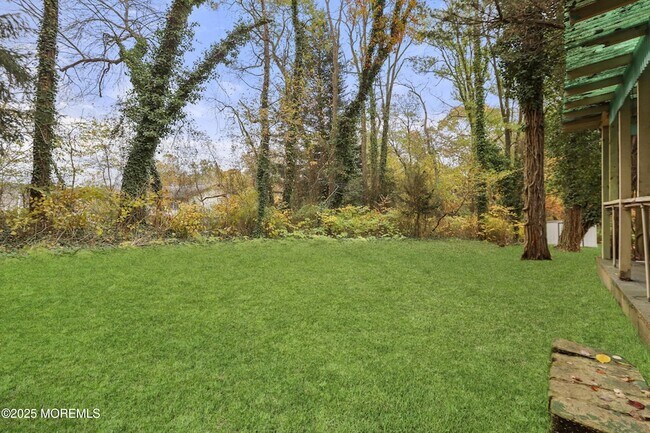 Building Photo - 61 Cassville Rd