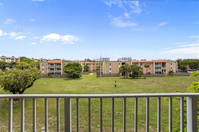 Building Photo - 4920 NW 79th Ave