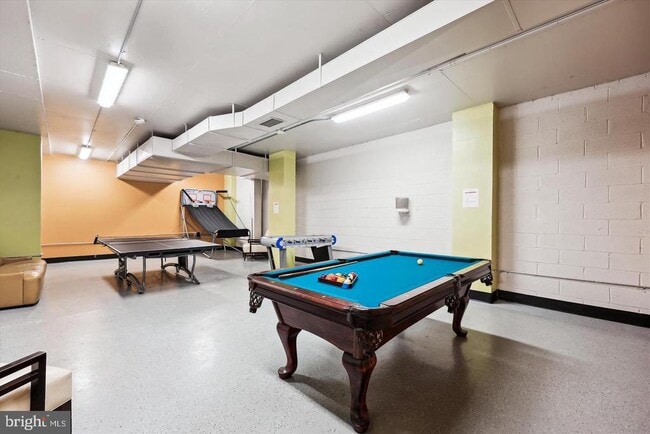 Building Photo - 10500 Rockville Pike