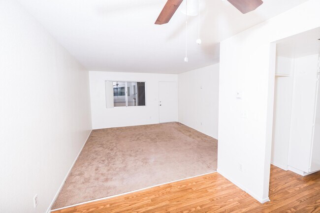 Building Photo - Firmona Apts