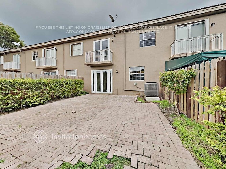 Building Photo - 8034 SW 119 Pl