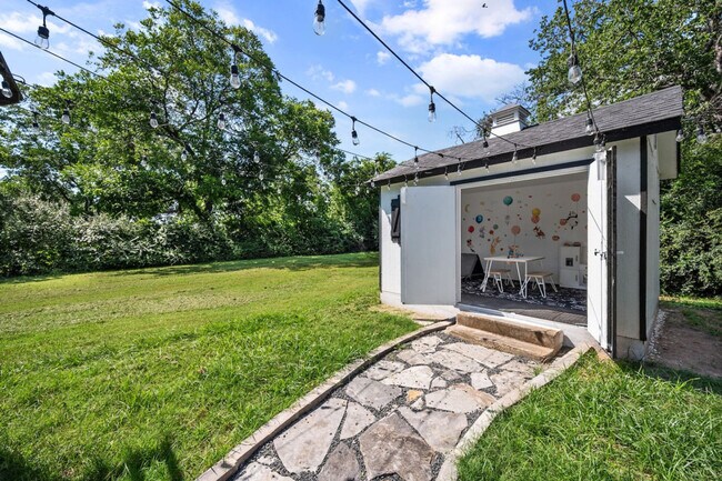 Building Photo - 4109 Brooks Baker Ave