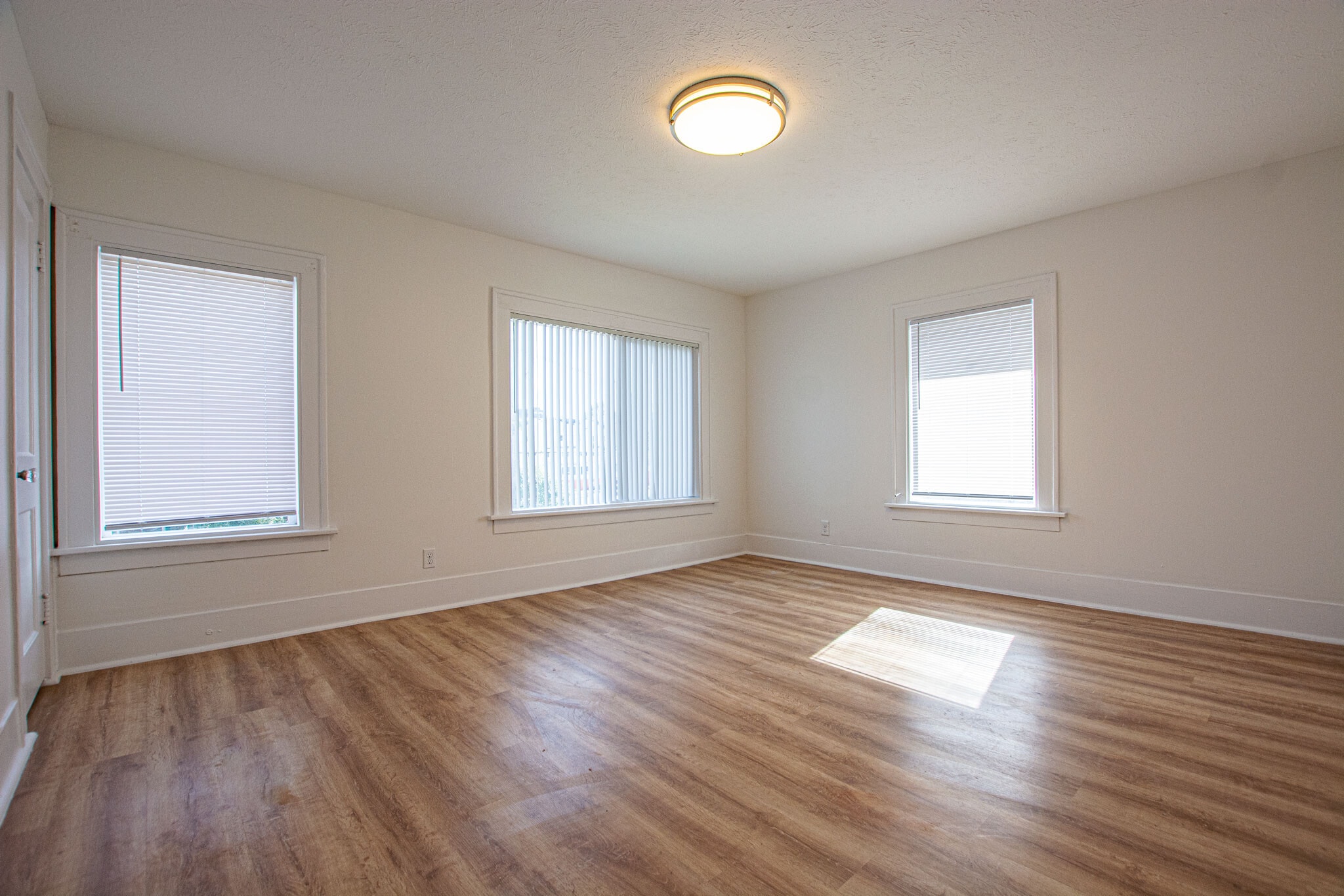 Building Photo - 106 N 38th St