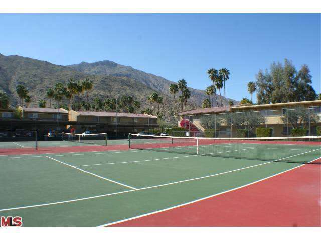 Tennis/Pickle Ball Courts - 1950 S Palm Canyon Dr