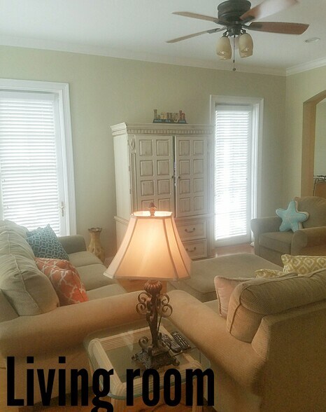 Building Photo - 407 E Hull St