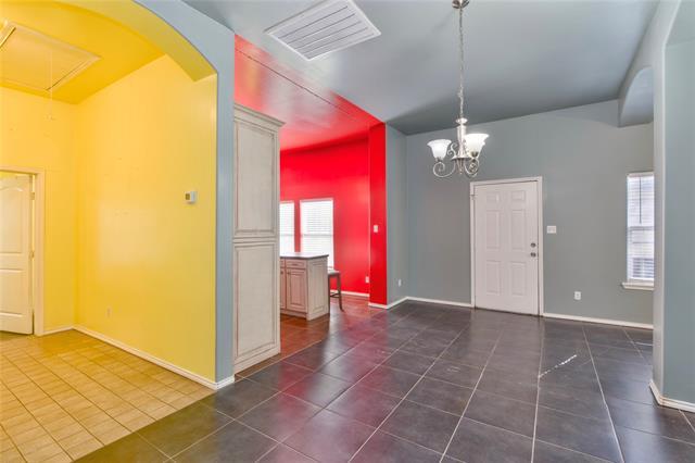 Building Photo - 2310 Pearl Ave