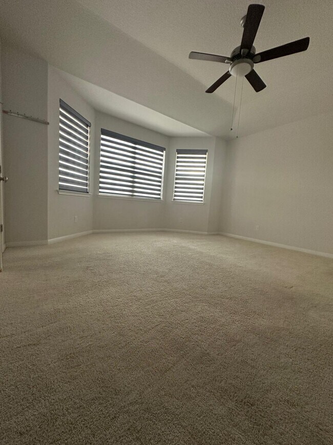 Building Photo - 2430 Castello Wy