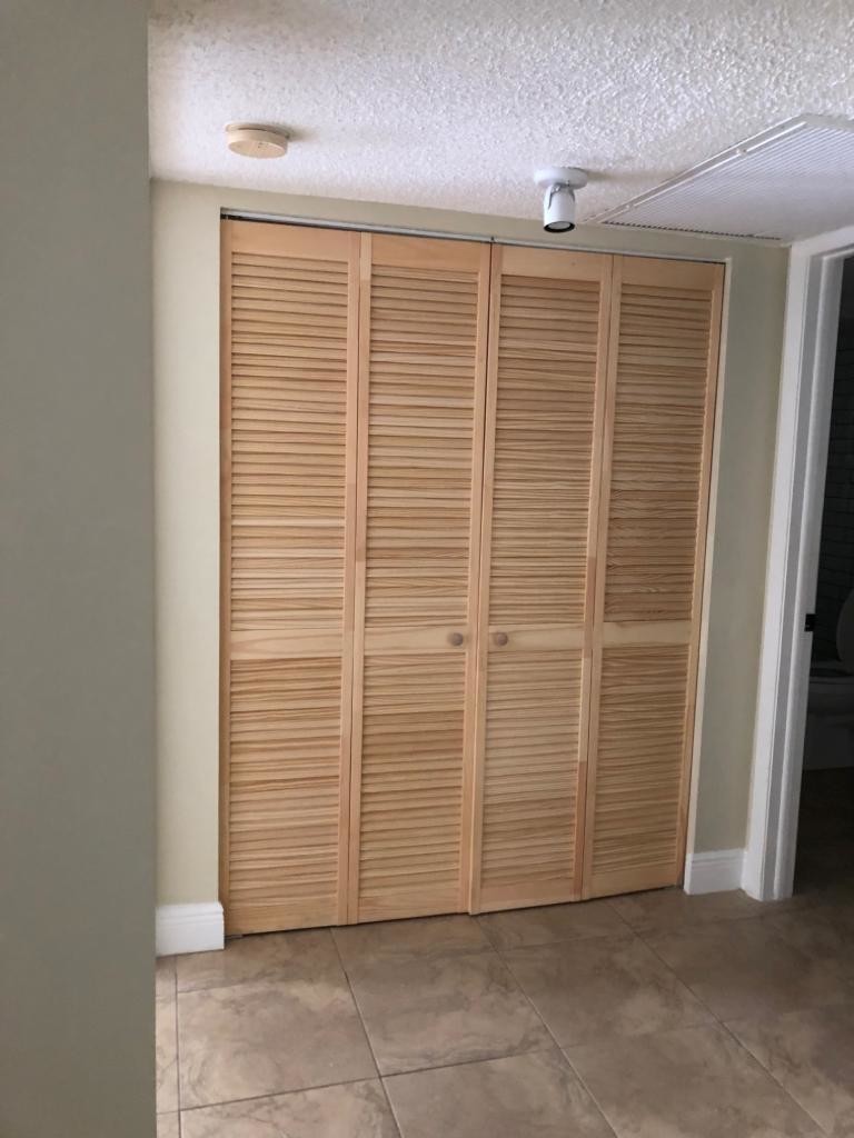 CLOSET FOR WASHER AND DRYER - 8343 Lake Dr