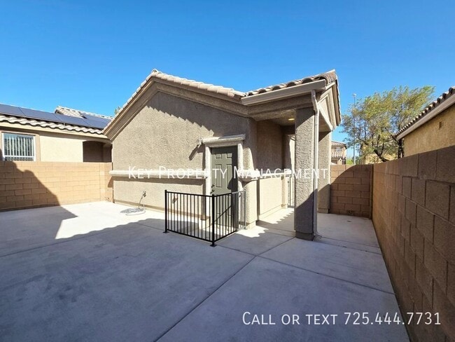 Building Photo - 8789 Ashley Park Ave