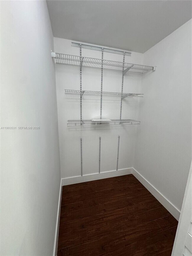 Building Photo - 5763 NW 97th Ct