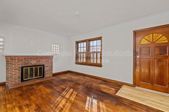 Building Photo - 1150 N Florissant Rd