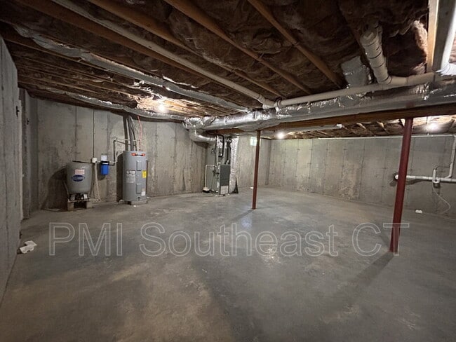 Building Photo - 124 Witter Rd