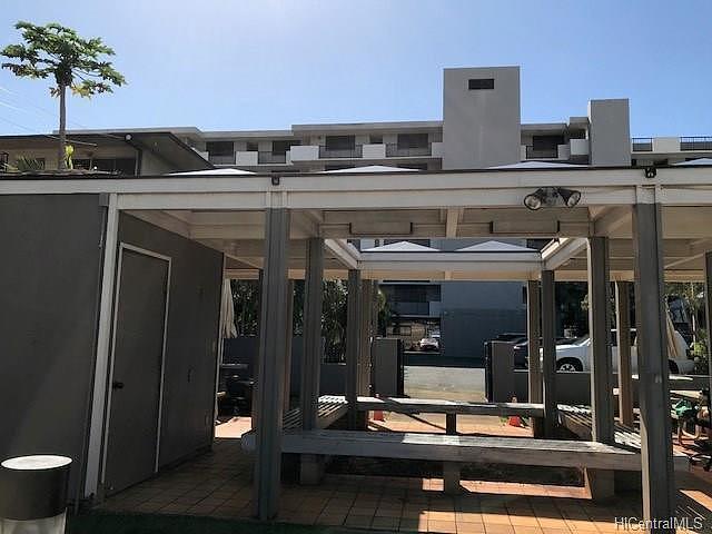 Building Photo - 1820 Waiola St