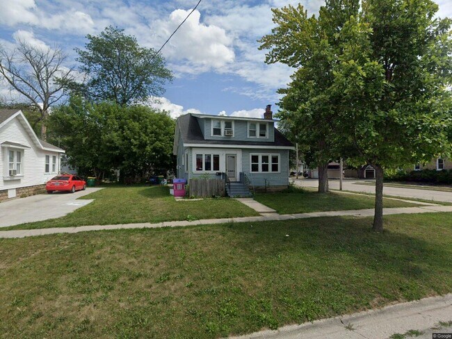 Building Photo - 531 S Oakland Ave