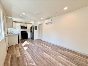 Building Photo - 150 E Baseline Rd