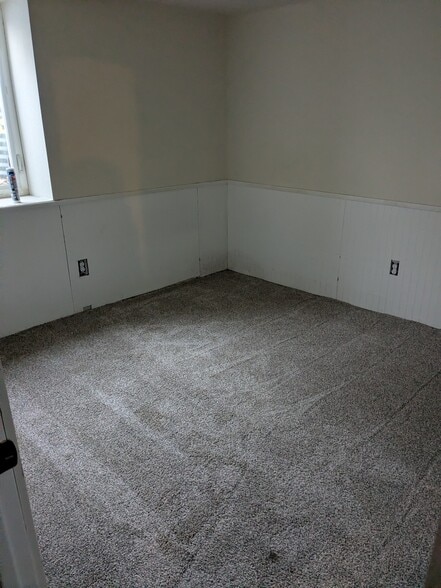 Basement bedroom #1 - 1102 Kenwood St