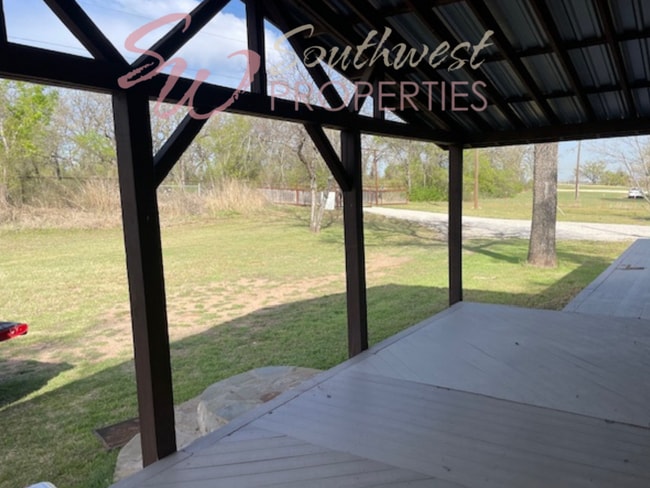 Building Photo - 3 Bedroom 2 Bathroom in the country!