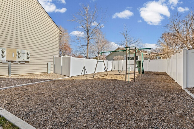 Building Photo - 6163 S 1300 E