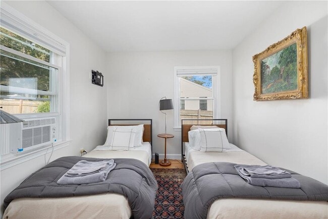 Building Photo - 6 Cliff Ter