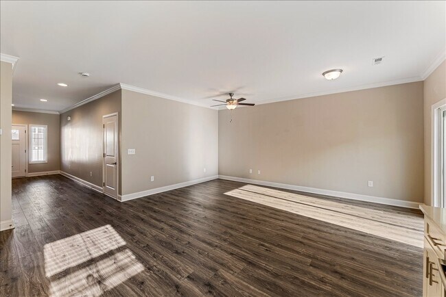 Building Photo - 332 Titan Rdg Wy