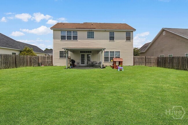Building Photo - 721 Canyon Dr