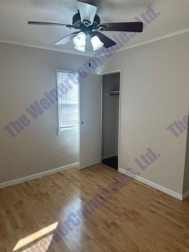 Building Photo - 2bd 1ba House Available for Sublease Octob...