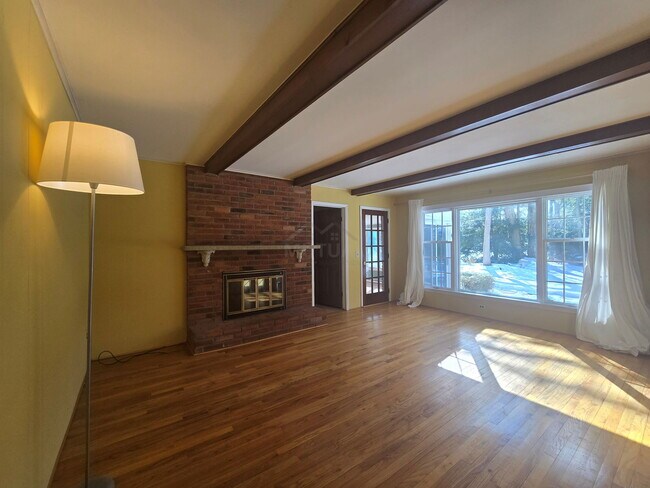 Building Photo - 33811 Hunters Pointe Rd