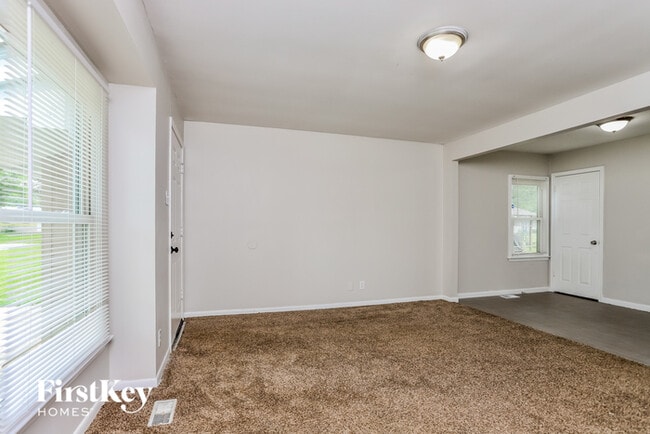 Building Photo - 1006 Aspen Dr