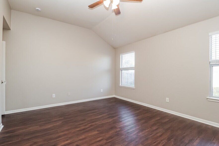 Building Photo - 16207 Imperial Forest Ln