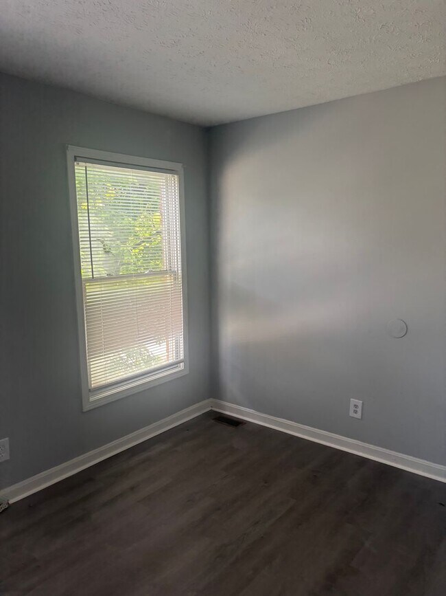 Building Photo - Spacious bedroom House in the Heart of Portland